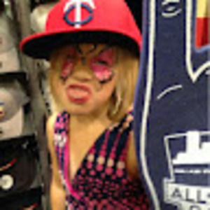 Meet your Posher, Tiffany